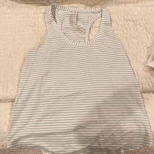 LULULEMON LOVE that tank, size 12